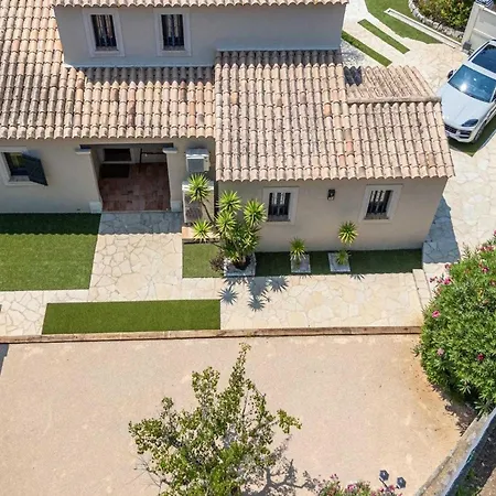 A C House With Pool & 3br 8p Gassin Appartement *