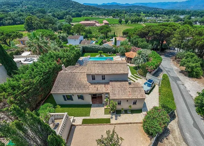 A C House With Pool & 3br 8p Gassin Appartement