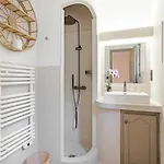 Apartment A C House With Pool & 3br 8p Gassin *