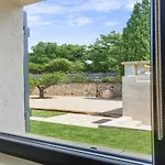 A C House With Pool & 3br 8p Gassin Apartment