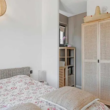 A C House With Pool & 3br 8p Gassin سان تروبيه