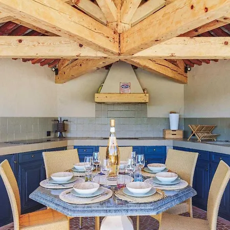 A C House With Pool & 3br 8p Gassin سان تروبيه