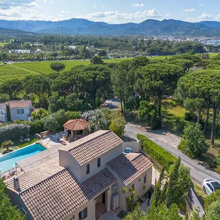 شقة A C House With Pool & 3br 8p Gassin *