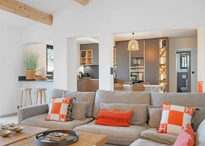 Apartment A C House With Pool & 3br 8p Gassin