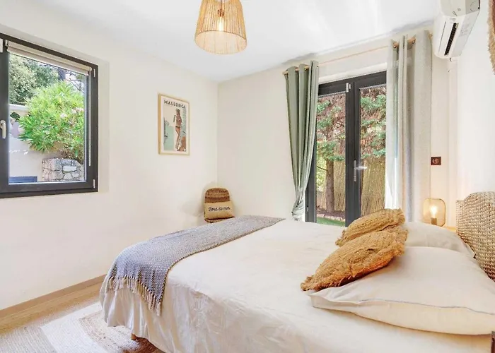 A C House With Pool & 3br 8p Gassin Saint-Tropez